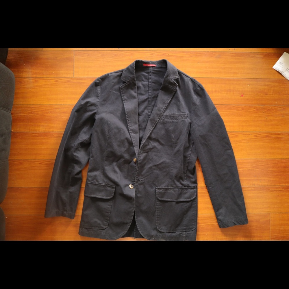 Deep blue men’s jacket/blazer hybrid